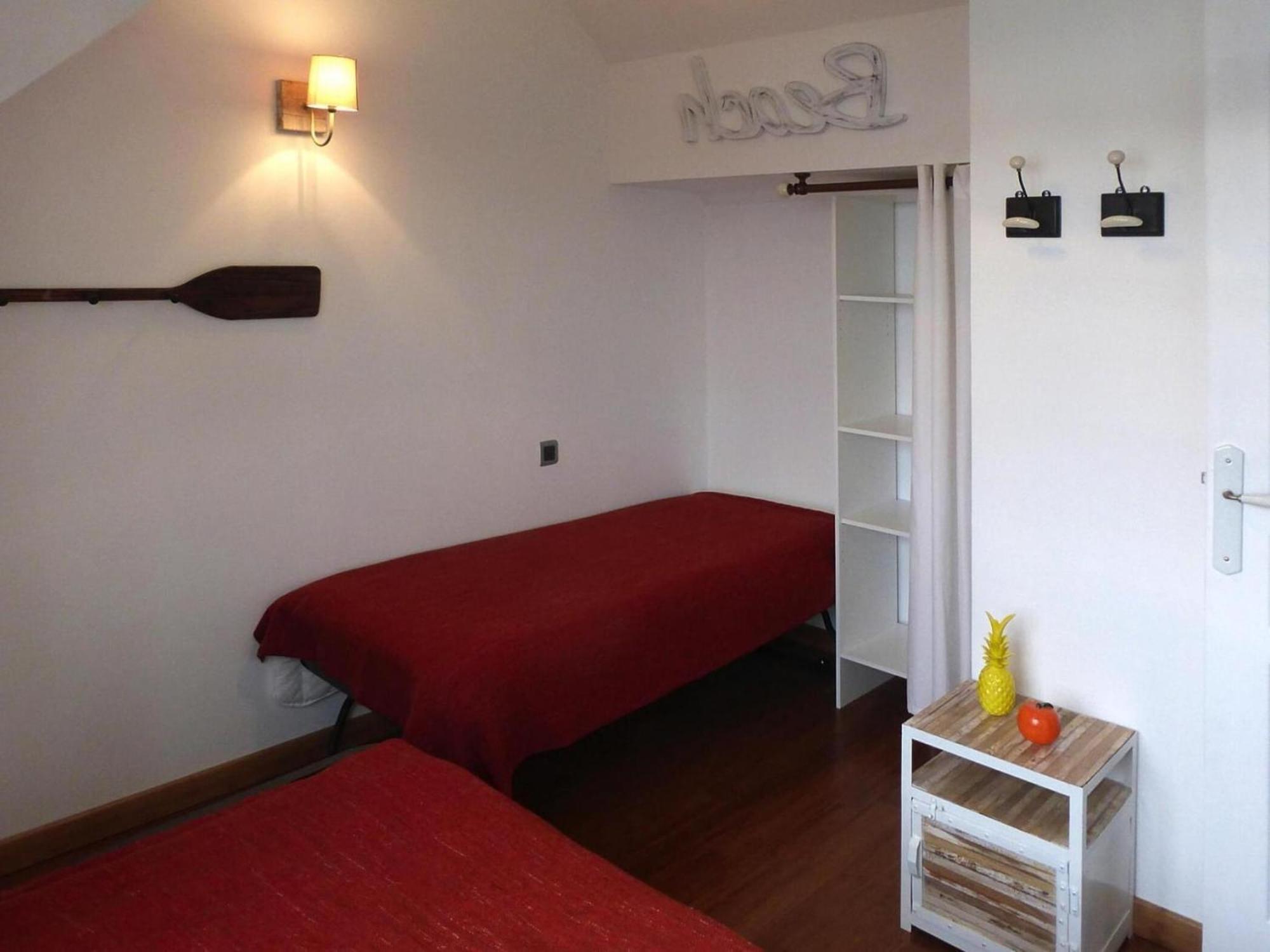 Pretty Breton Holiday Home In A Top Location Plougasnou Bagian luar foto